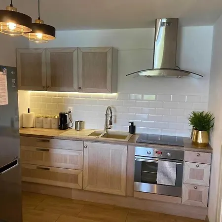 Anastazja Na Kaszubach Z Wlasna Linia Brzegowa Oraz Balia