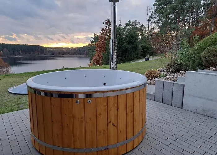 Anastazja Na Kaszubach Z Wlasna Linia Brzegowa Oraz Balia